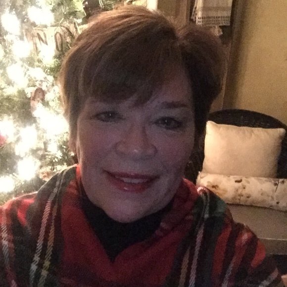 Poshmark profile picture for @garfield